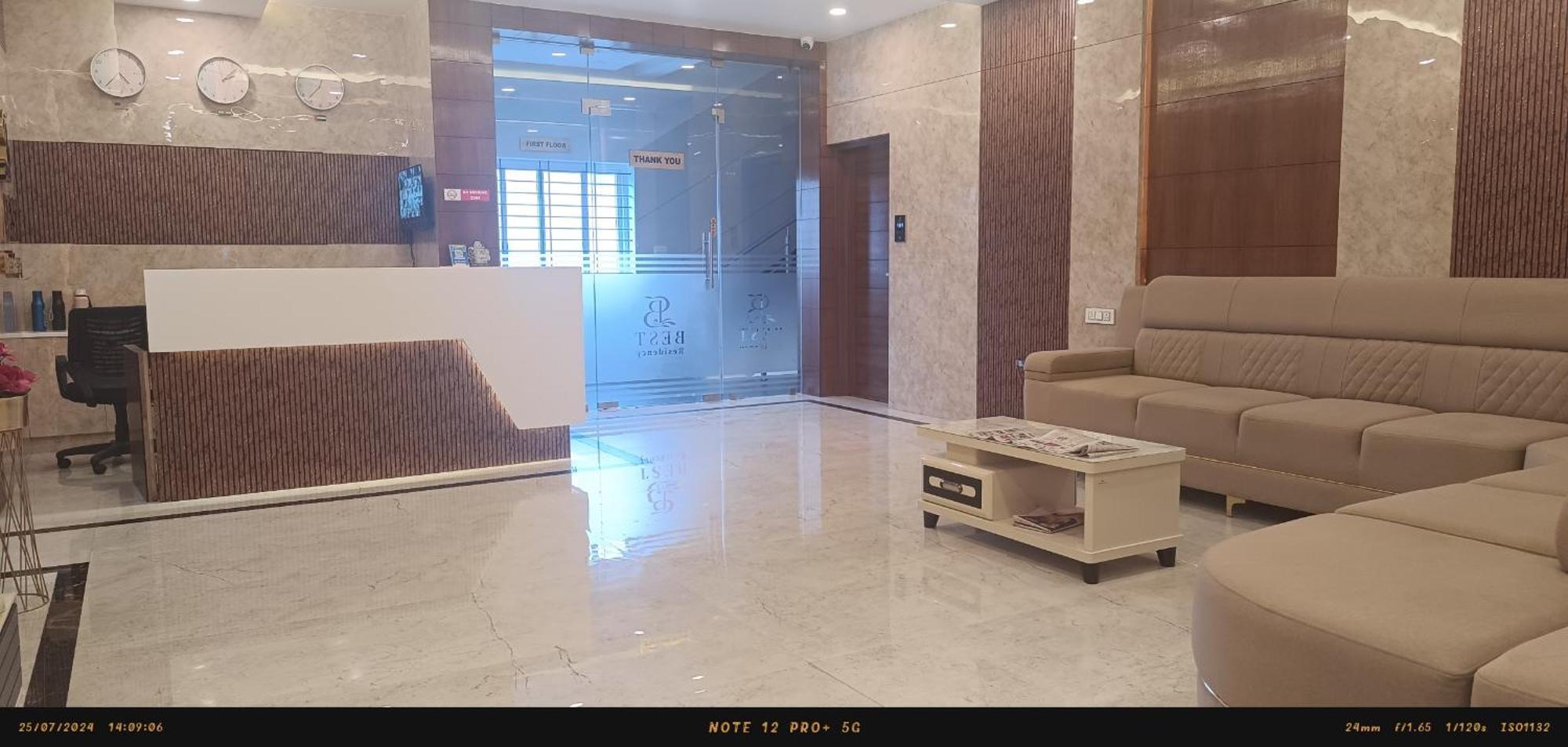 Best Residency Hosur Bagian luar foto